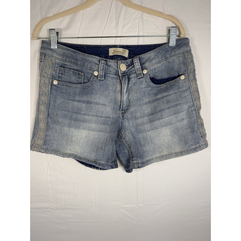 Seven7 Women's Blue Denim Shorts Embroidered Side Tape Light Wash Size 10 - Picture 3 of 11